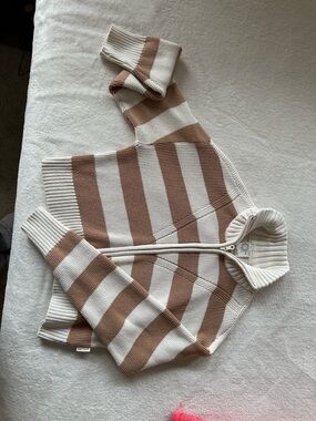 Aerie-Striped Zip-Front Women's Sweater in Cream and Brown